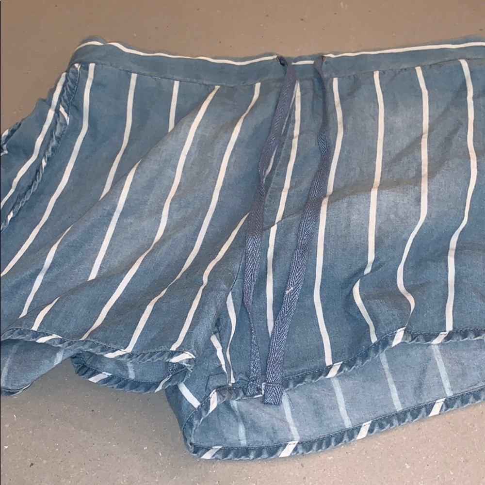 target flowy shorts